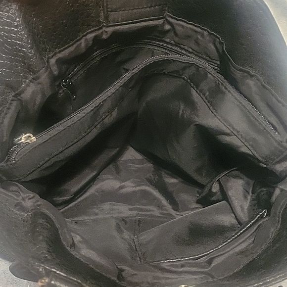 Kathy Van Zeeland black PVC purse - Picture 8 of 9